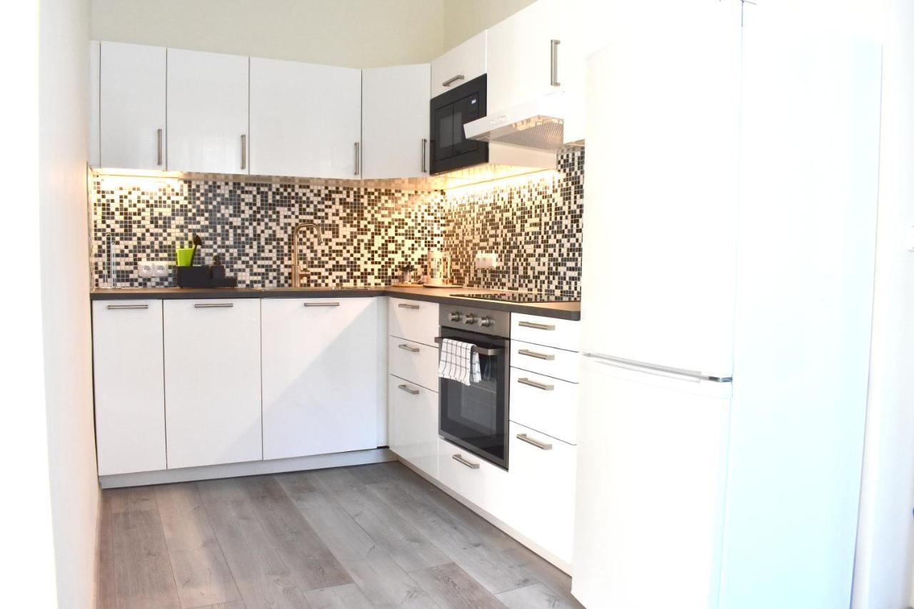Apartament Center *